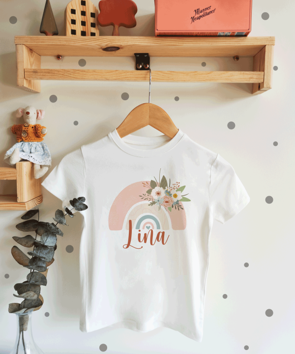 Çiçekli Gökkuşağı Desenli Çocuk T-shirt